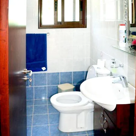 Charming House With Private Pool In Paphos * Milia