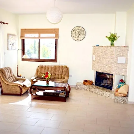 Σπίτι διακοπών Charming House With Private Pool In Paphos Milia