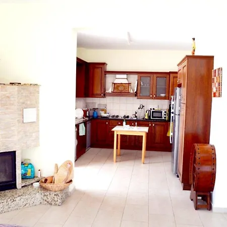 Charming House With Private Pool In Paphos
