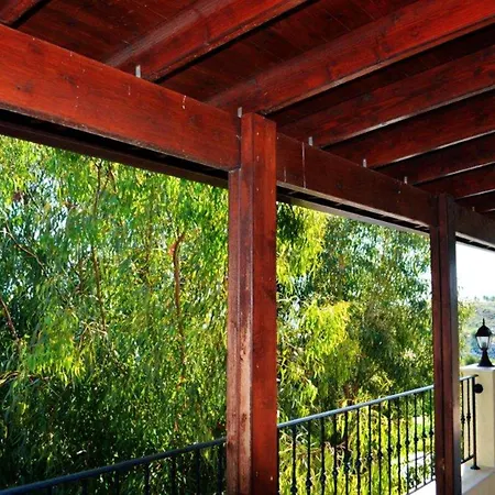 Σπίτι διακοπών Charming House With Private Pool In Paphos *